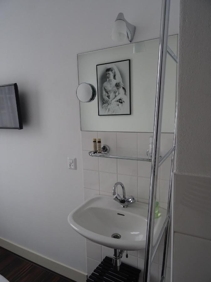 Emma'S B&B Гаага Экстерьер фото